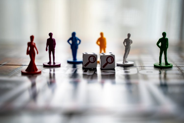 JEUX ET ENQUÊTES