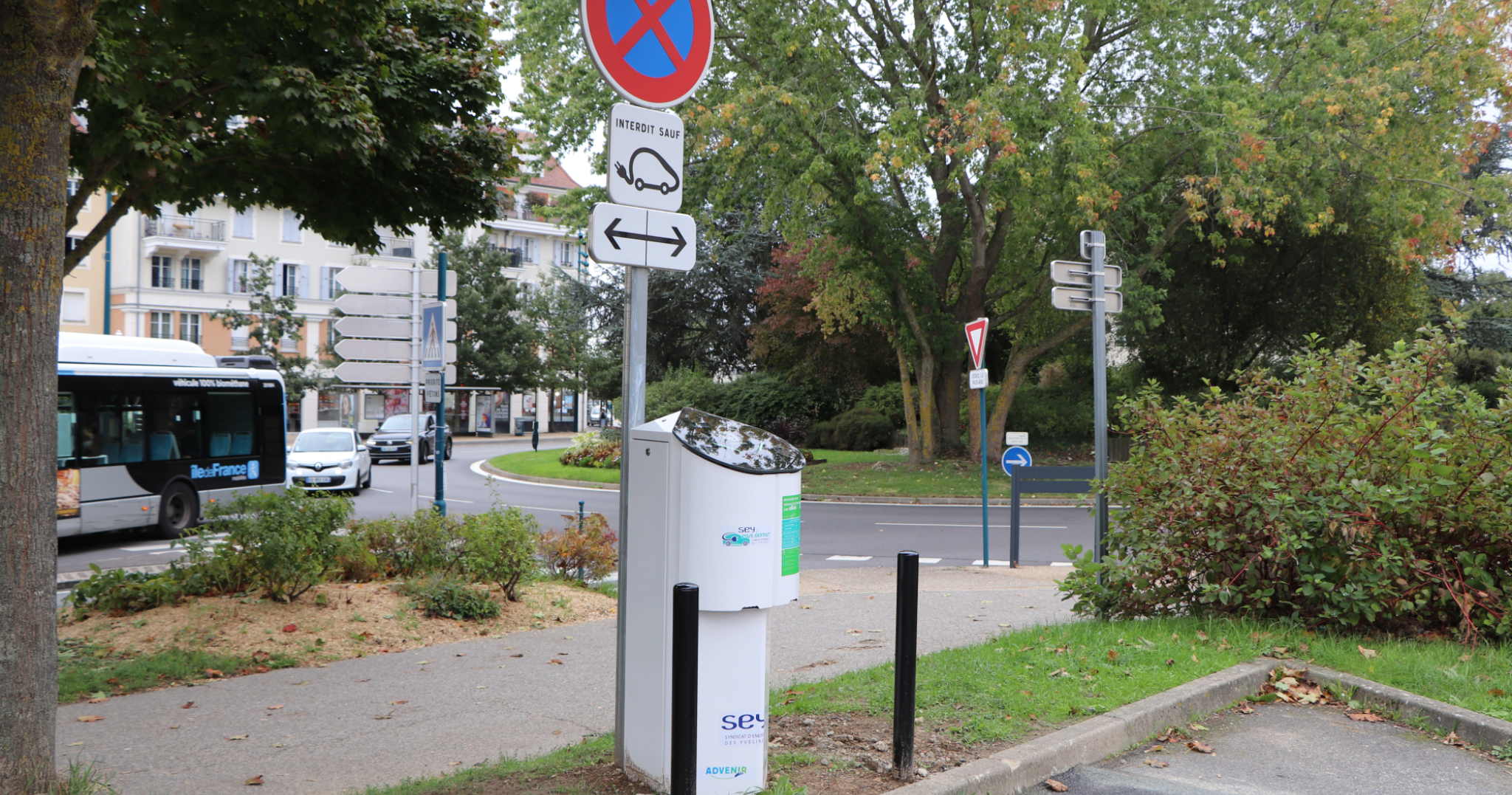 Borne electrique