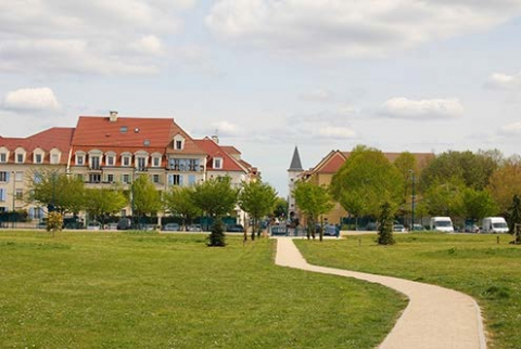 Espace de jeux aux jardin des moissons